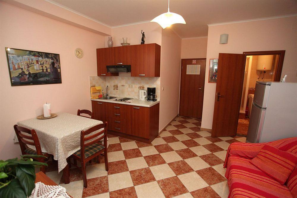 Split Apartments Peric Zewnętrze zdjęcie