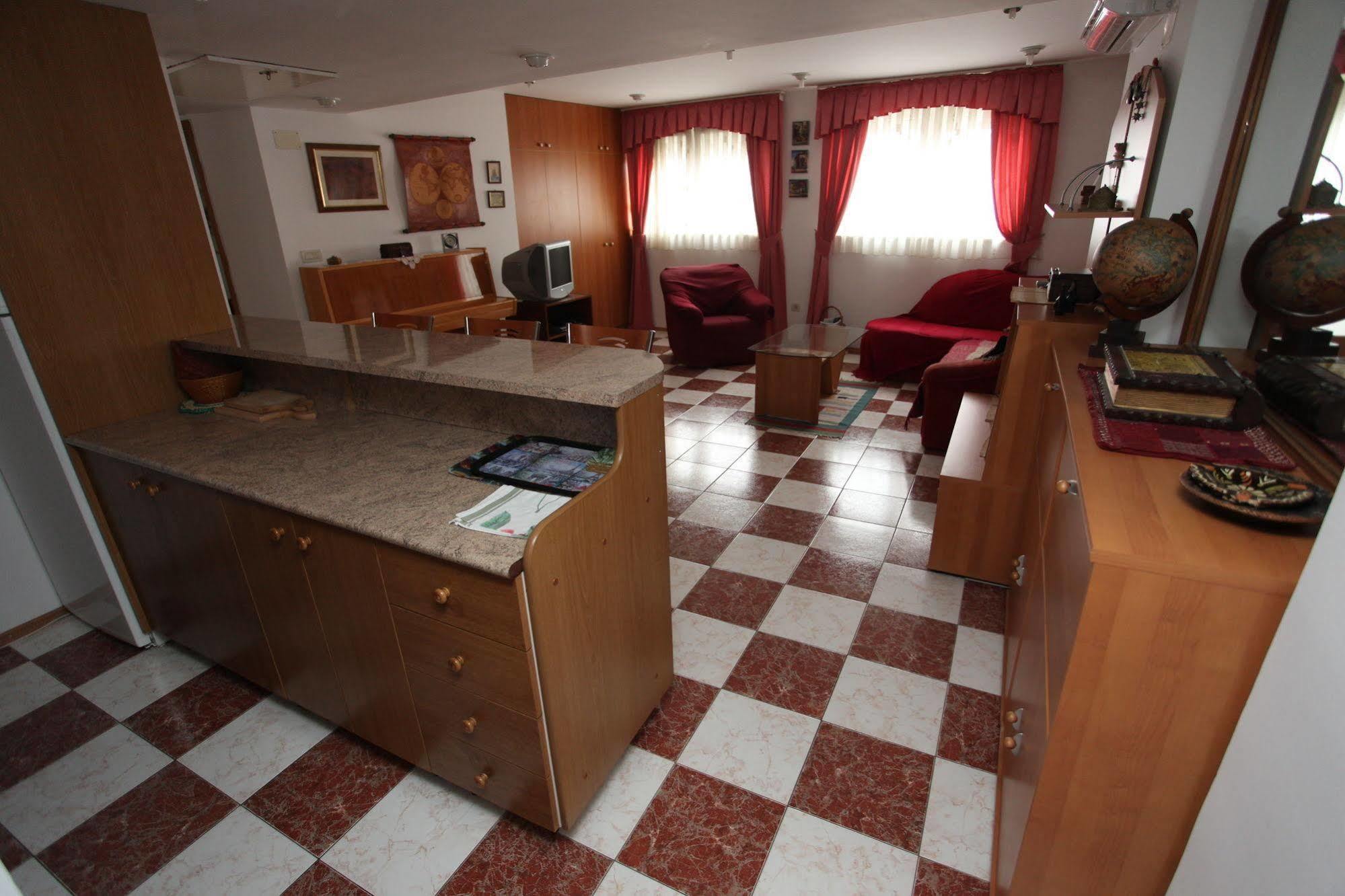 Split Apartments Peric Zewnętrze zdjęcie